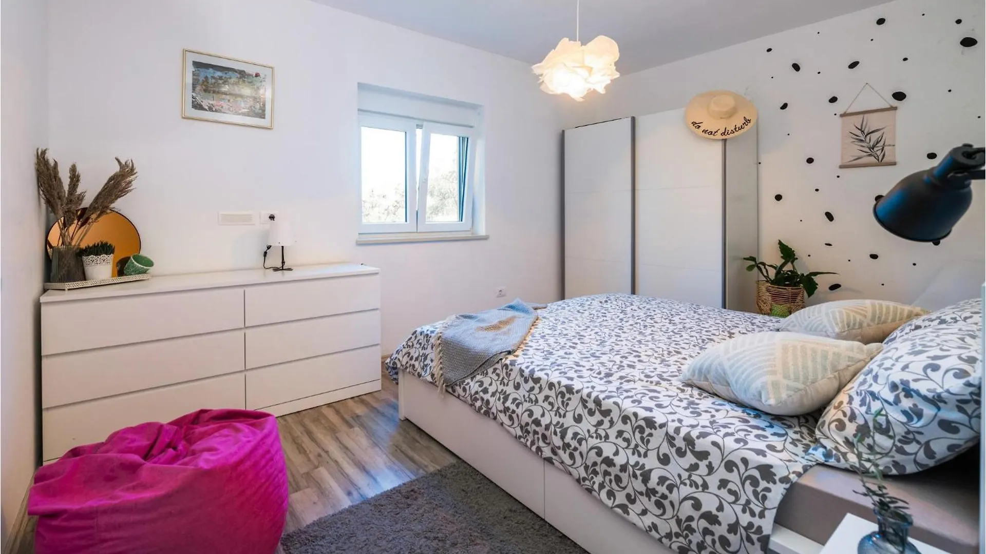 Gorgeous Home In Fazana With Wifi Tatil Evi